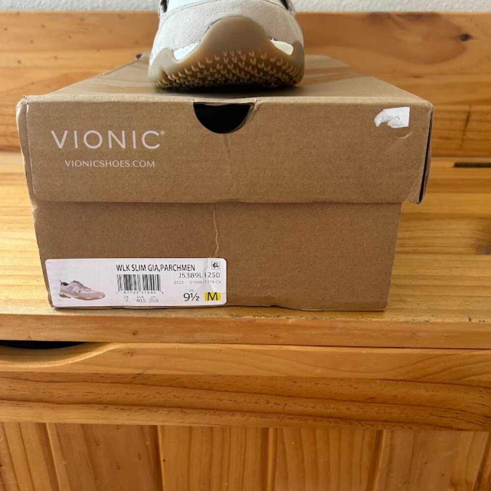 ✨ Vionic Walker Classic Taupe Sneakers ✨ Women’s 9.5 ⭐ NIB - Picture 3 of 6
